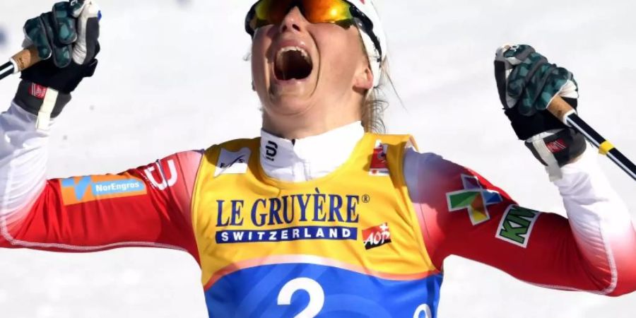 Die Norwegerin Therese Johaug gewinnt den Skiathlon über 15 Kilometer. Foto: Heikki Saukkomaa/Lehtikuva