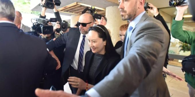 Meng nach der Gerichtsanhörung Meng nach der Gerichtsanhörung