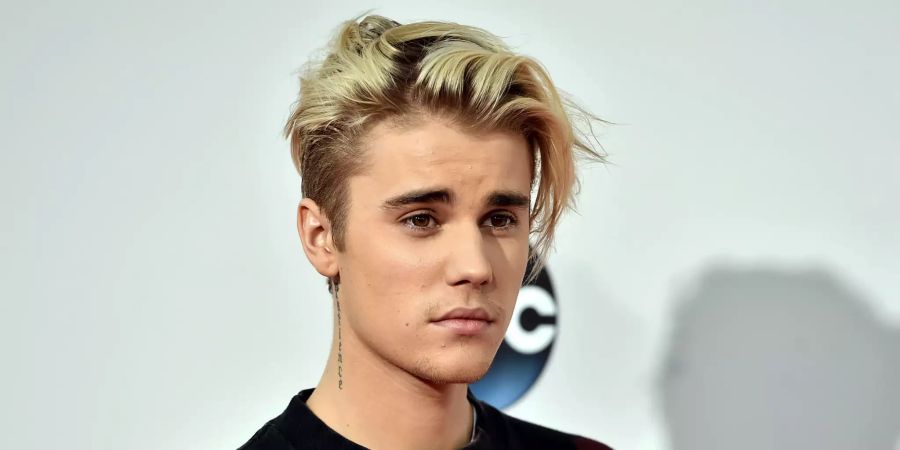 Justin Bieber Gesichtslähmung