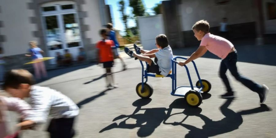 Kleinkinder sollen sich mehr bewegen