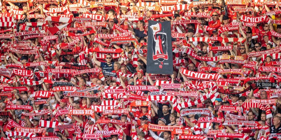 Fans von Union Berlin dürfen die Stadt Leuven beim Auswärtsspiel gegen Royale Union Saint-Gilloise nicht betreten. (Symbolbild)