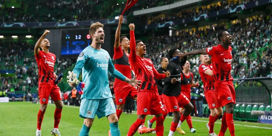 Eintracht Frankfurt kann sich auf einen attraktiven Gegner im Champions-League-Achtelfinale freuen.