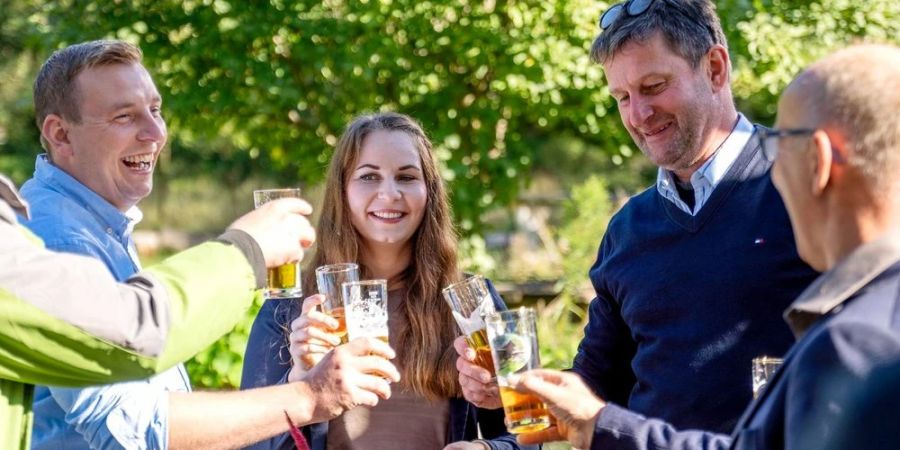 Beim Wiedersehen herrschte grösstenteils Partystimmung.