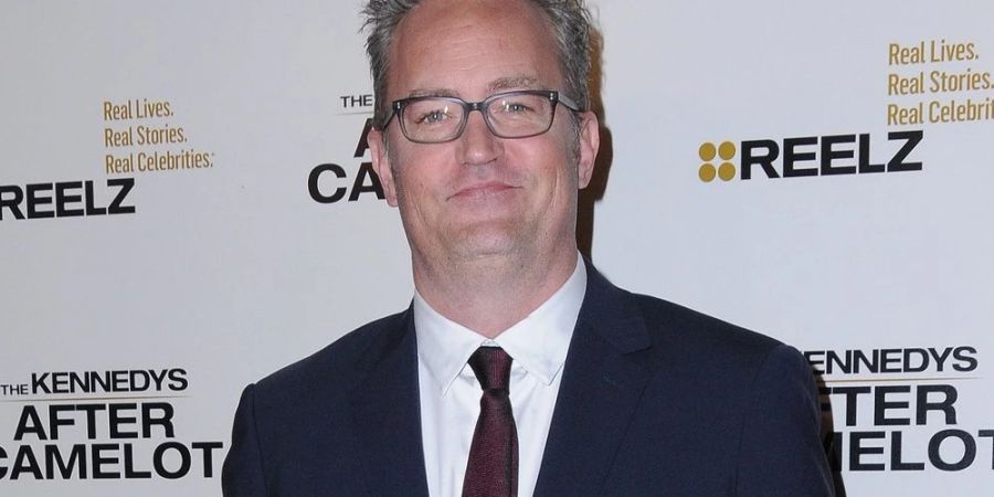 «Friends»-Star Matthew Perry berichtet in seinen Memoiren aus seinem turbulenten Leben voller lebensbedrohlicher Drogenprobleme.