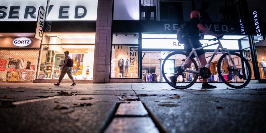 Geschäfte an der Stuttgarter Königstrasse.