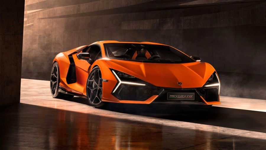 2023 Lamborghini Revuelto