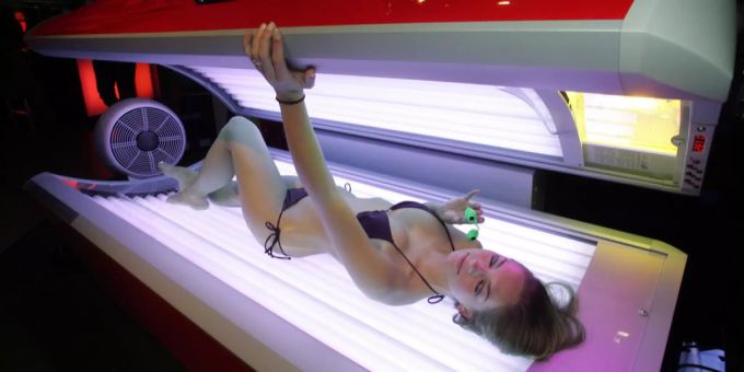 Ein Zürcher Solarium lockt mit einem 80-Prozent-Rabatt.