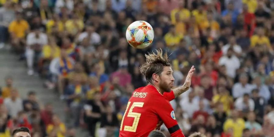 Beim Spiel gegen Spanien sind rumänische Fans negativ aufgefallen. Foto: Vadim Ghirda/AP