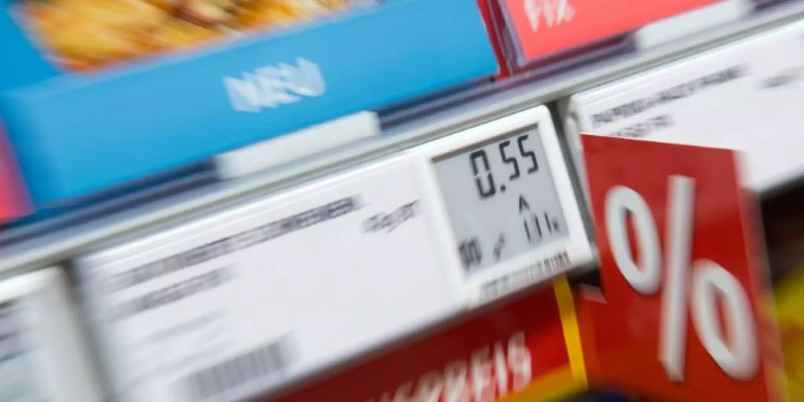 Preisschild in einem Supermarkt