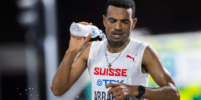 Der Schweizer Marathon-Läufer Tadesse Abraham im Einsatz in Doha. LEICHTATHLETIK WM, CHAMPIONNATS DU MONDE D'ATHLETISME,