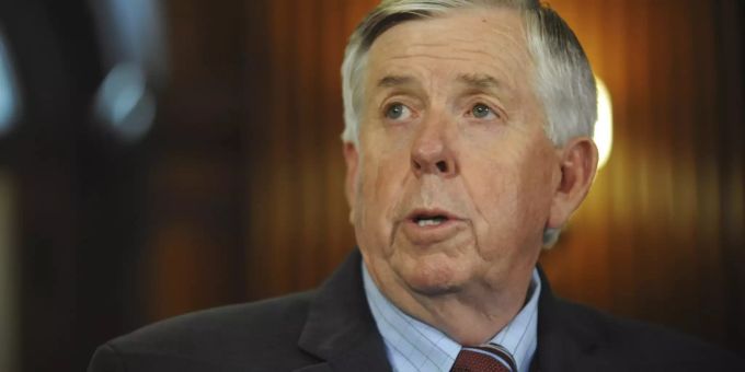 Gouverneur Mike Parson lehnte es ab, die Todesstrafe in eine lebenslange Haft umzuwandeln. Missouri mike parson
