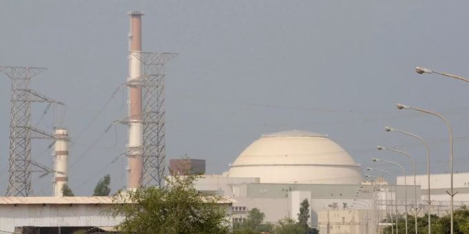 Das Atomkraftwerk in der Hafenstadt Buschehr im Iran. iran akw uran-anreicherung