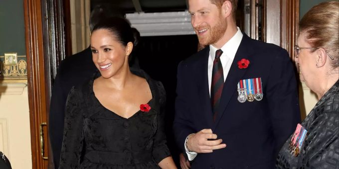 Prinz Harry und Meghan Markle am Remembrance Day 2019. britische Königsfamilie