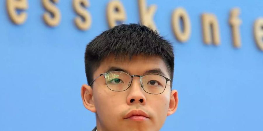 Hongkonger Aktivist Joshua Wong fordert Sanktionen. Foto: Wolfgang Kumm/dpa