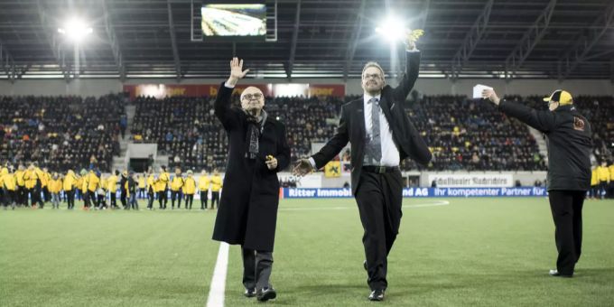 Aniello Fontana (†71) bei der Eröffnung des neuen Stadions in Schaffhausen im Jahr 2017. Sepp Blatter Fontana