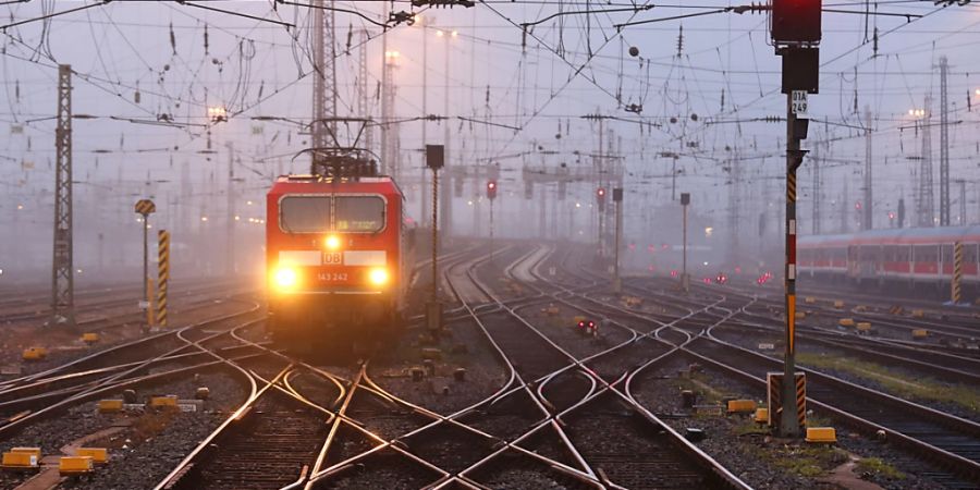 Bei der Deutschen Bahn soll es vorerst keine Streiks mehr geben. (Archivbild)