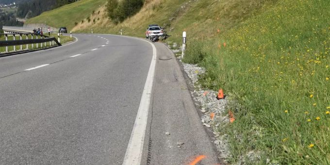 Selbstunfall mit Motorrad. Selbstunfall mit Motorrad