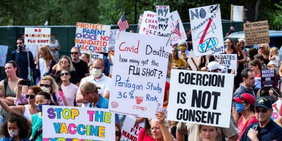 Protest gegen Grippe-Pflichtimpfung in Boston