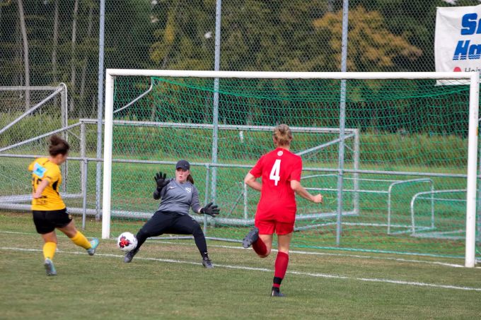 Nervenkitzel auf dem Rasen. FC Erlinsbach Frauen 1