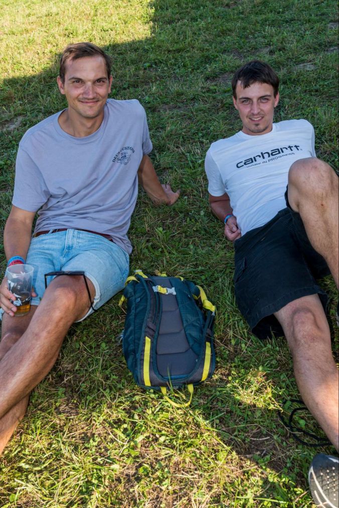 Philippe und Oli freuen sich über das Festivakfeeling