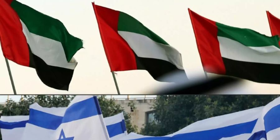 Flaggen der Emirate und Israels