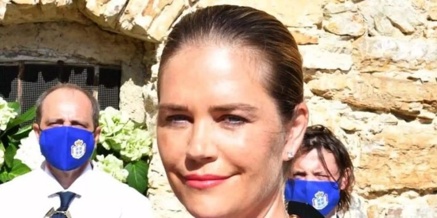 Nina Menegatto am Tag ihrer feierlichen Krönung zur Prinzessin im italienische Bergdorf Seborga, das sich als Fürstentum sieht. Foto: Roberto Del Sarto/Dimensione Foto (Pisa) x Principato di Seborga/dpa