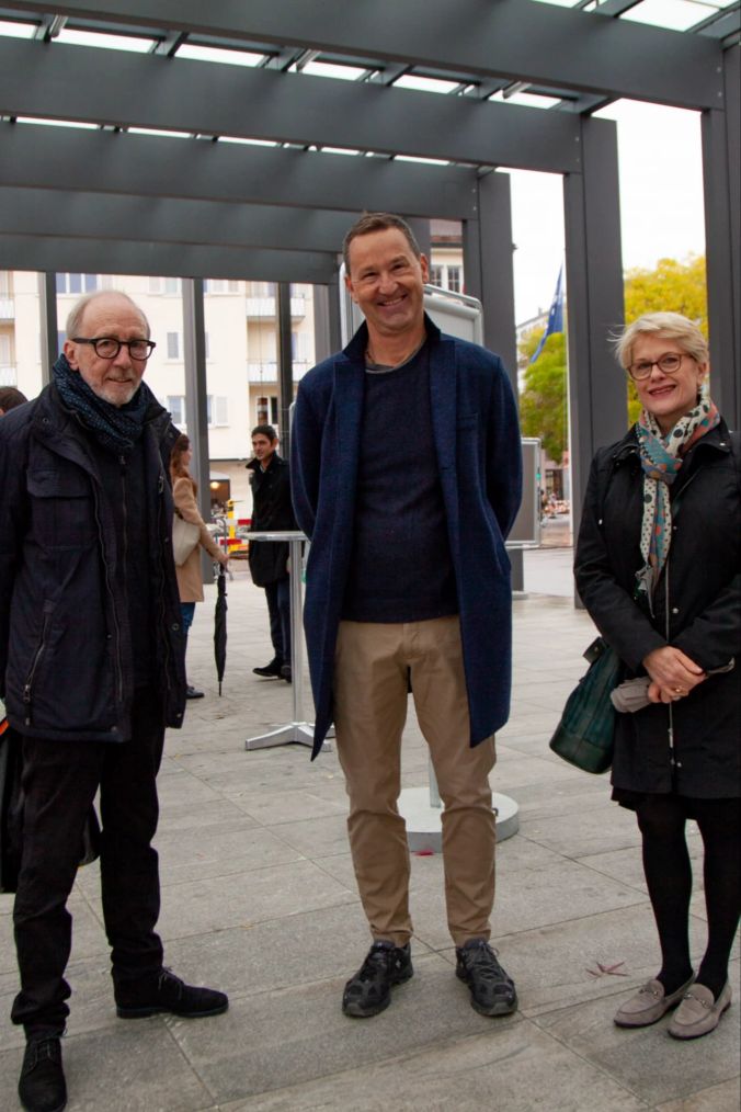 Der Künstler Rene Gubelmann, Peter Winkel vom Komiker Duo Lapsus und Ruth Lustenberger Gubelmann.