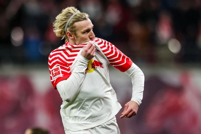Schwede Emil Forsberg trifft das letzte Mal für RB Leipzig. RB Leipzig Emil Forsberg.