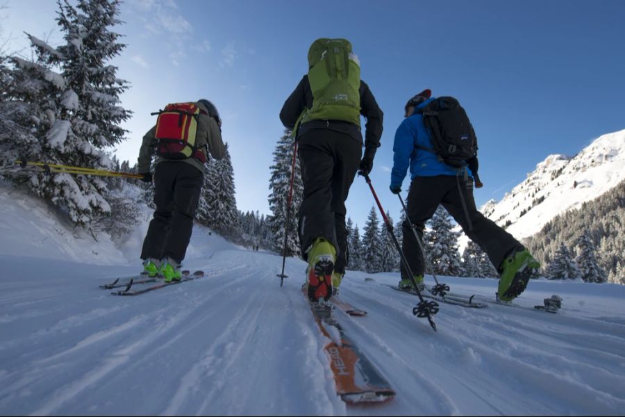 Das Skigebiet La Berra FR öffnet seine Pisten sogar zweimal wöchentlich für Skitourengänger. (Symbolbild)