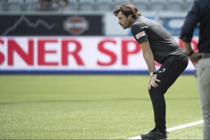 Ciriaco Sforza ist in der Saison 2015/16 für kurze Zeit Trainer bei Thun. GC