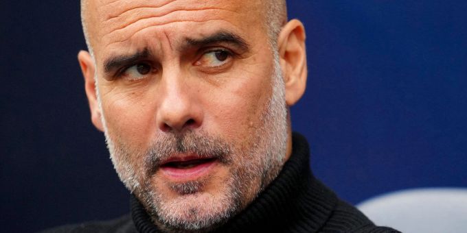 Trainer Pep Guardiola wurde mit Manchester City bei der Anreise nach Leipzig aufgehalten.. Trainer Pep Guardiola wurde mit Manchester City bei der Anreise nach Leipzig aufgehalten..