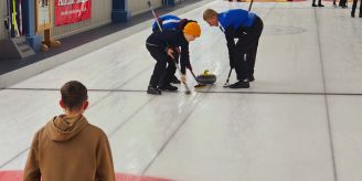 Curling - Curling Club Glarus: Volles Haus am Glarner Junioren-Turnier Curling - Curling Club Glarus: Volles Haus am Glarner Junioren-Turnier