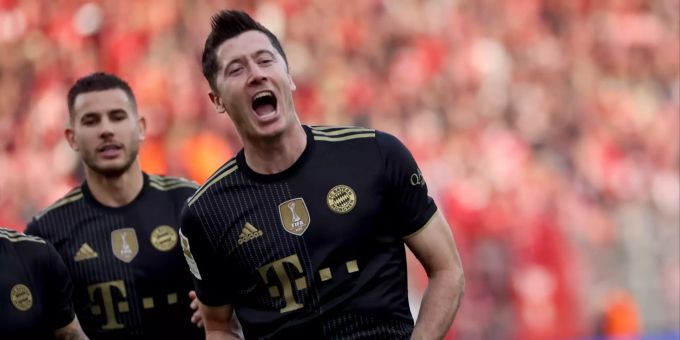Robert Lewandowski (Bayern München) feiert ein Tor gegen Union Berlin. Robert Lewandowski Bayern München
