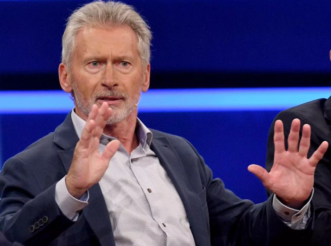 Paul Breitner kritisiert den ungeimpften Joshua Kimmich aufs Schärfste. Joshua Kimmich