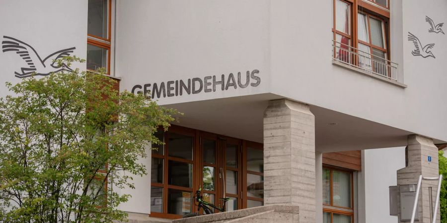 Das Gemeindehaus Oetwil am See.