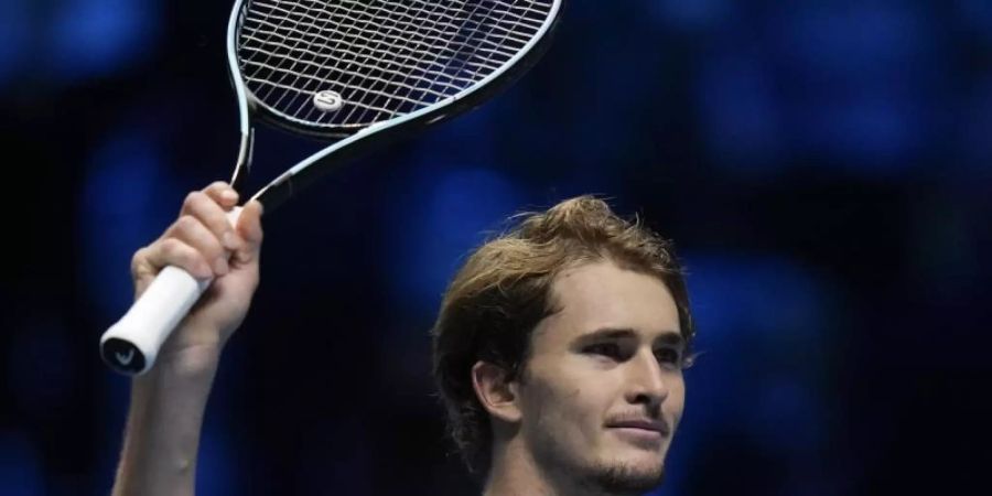 Trifft wieder einmal auf Novak Djokovic: Alexander Zverev. Foto: Luca Bruno/AP/dpa