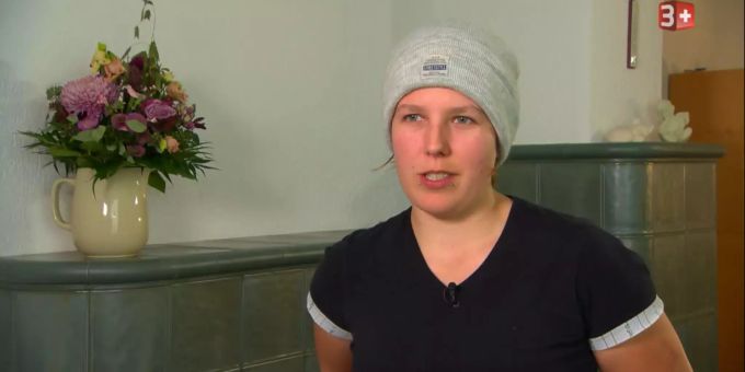 Hofdame Jamie ist ein echter Hundefan. bauer ledig sucht