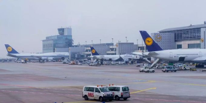 Die Infrastruktureinrichtungen am Frankfurter Flughafen sehen sich gut gerüstet für eine nächste Corona-Welle. Foto: Andreas Arnold/dpa Die Infrastruktureinrichtungen am Frankfurter Flughafen sehen sich gut gerüstet für eine nächste Corona-Welle. Foto: Andreas Arnold/dpa