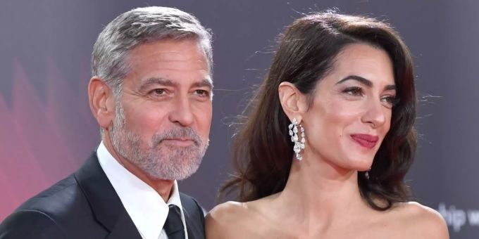 George Clooney und seine Frau und doppelte Kindsmutter Amal Clooney. George Clooney