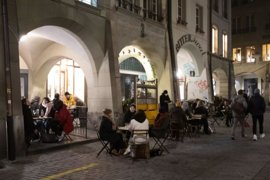 Wie hier, am 27. November 2020 in Bern, hofft man darauf, auch im Winter draussen Gäste beherbergen zu können.