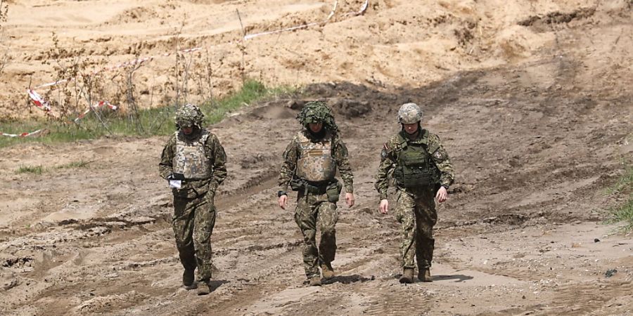 Lettland führt wieder die Wehrpflicht ein. Das baltische Land reagiert damit auf den Angriffskrieg Russlands gegen die Ukraine. (Archivbild)