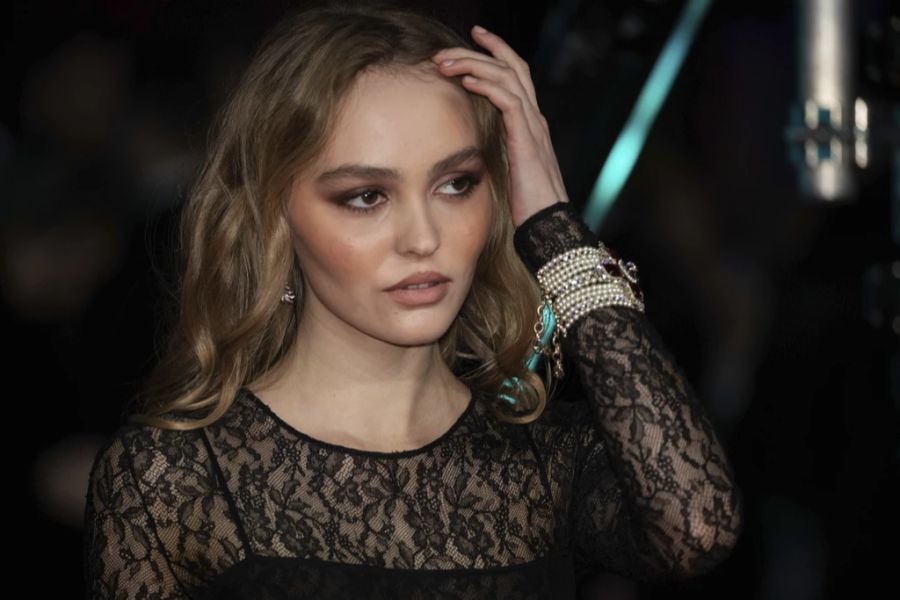 lily-rose depp