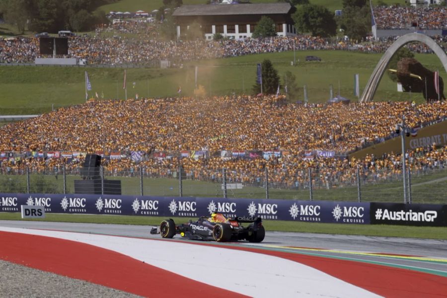 Rund 50'000 Fans aus den Niederlanden sollen den Österreich-GP der Formel 1 vor Ort mitverfolgen. Der GP ist das Heimrennen von Red Bull, dem Team des Niederländers Max Verstappen.