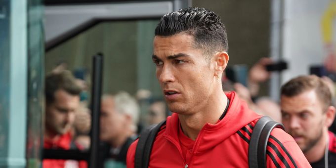 Cristiano Ronaldo von Manchester United ist laut Medienberichten nicht beim Trainingsauftakt dabei. cristiano ronaldo