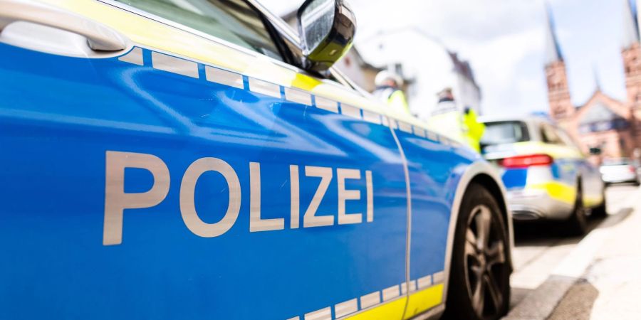 Die Polizei berichtet von vier Taten in einem Haus in Chemnitz (Symbolbild).