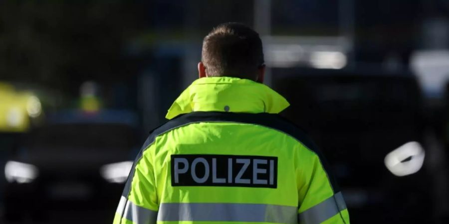 Ein Polizist