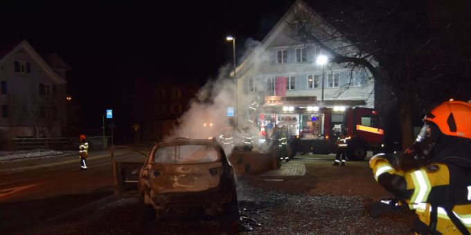 Fahrzeugbrand in Wolfhalden. Fahrzeugbrand in Wolfhalden