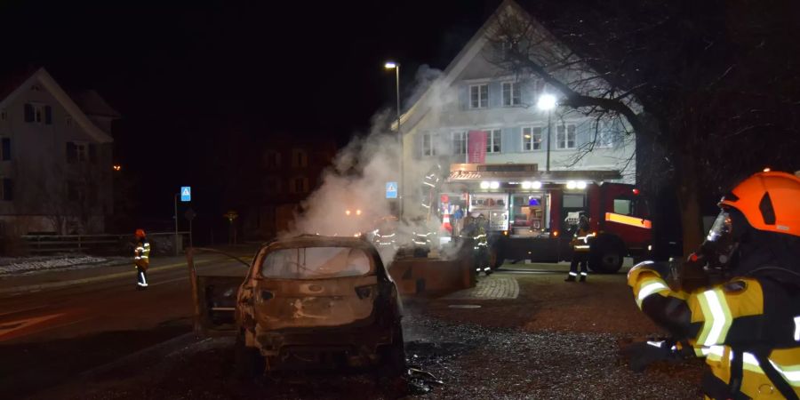 Fahrzeugbrand in Wolfhalden