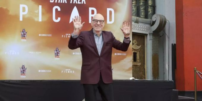 Patrick Stewart hat sich in Hollywood verewigt. Patrick Stewart