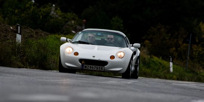 Lotus Elise, Strasse, Sportwagen